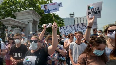 Zehntausende protestieren im Osten Russlands auf Anti-Kreml-Demonstration