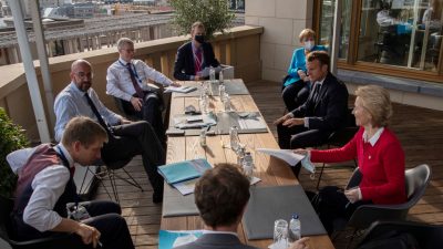 Nächtliches Verhandeln half nicht: EU-Gipfel zu Corona-Hilfsfonds und Haushalt wird am Sonntag fortgesetzt