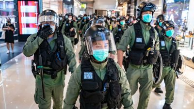Prosteste in Hongkong zum Jahrestag: Polizei nimmt Hunderte Menschen fest