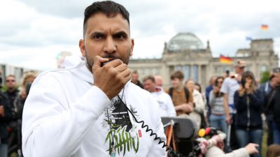 Ermittlung wegen Volksverhetzung: Berliner Innensenat verbietet für Samstag geplante Demo von Attila Hildmann