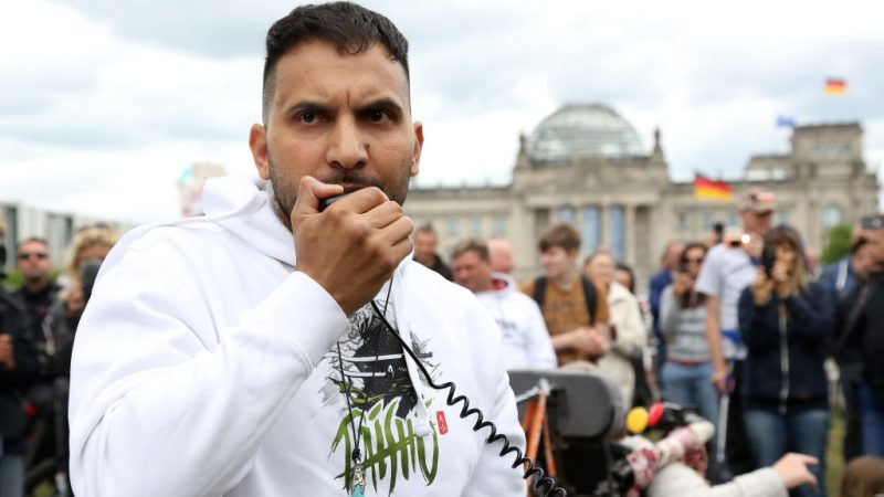Ermittlung wegen Volksverhetzung: Berliner Innensenat verbietet für Samstag geplante Demo von Attila Hildmann