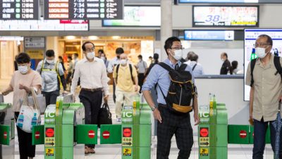 Hunderte Besucher „plündern“ Kunstausstellung in Tokio