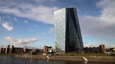 EZB hält an ultralockerem Kurs fest – Zinssätze bleiben unverändert
