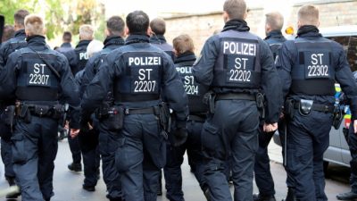Frankfurts Polizei will viel Präsenz zeigen – Nächtliches Betretungsverbot und Videoüberwachung auf Opernplatz