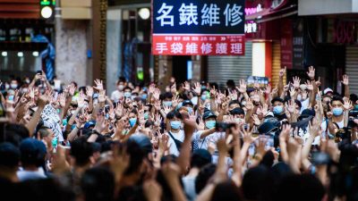Die Hongkonger Epoch Times verurteilt die Verhaftung ihrer Mitarbeiter