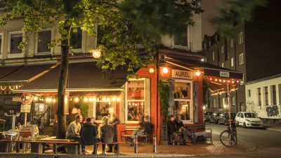 Hamburg verbietet an den Abenden bis Sonntag erstmals Außerhausverkäufe von Alkohol
