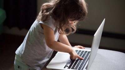 Pisa-Expertin: Schul-Laptops für alle Schüler und Pflicht-Fortbildungen für Lehrer