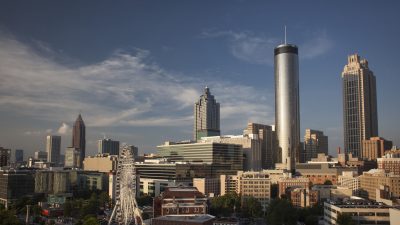 USA: Gouverneur von Georgia verklagt Bürgermeisterin von Atlanta wegen Maskenpflicht