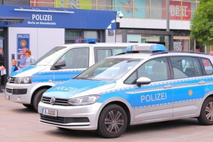 Betrunkener Elfjähriger tritt Polizisten ins Gesicht