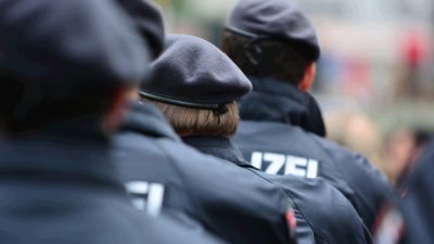 Randale auf Opernplatz in Frankfurt/Main: Fünf verletzte Polizisten, 39 Festnahmen