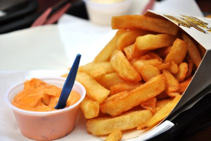 „Frites4“: In der Gipfelpause schnell zur Frittenbude