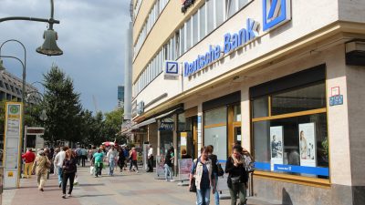70.000 Deutsche Bank Kunden können Kredite nicht mehr bedienen
