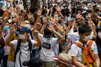 Pekings Sicherheitsgesetz für Hongkong: Konflikt zwischen London und Peking spitzt sich zu