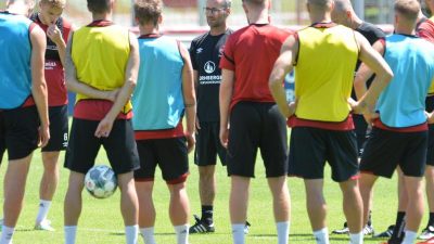 «Pakt» für die Rettung: Nürnberg in Relegation unter Druck