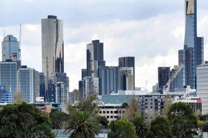 Behörden verlängern Ausgangsbeschränkungen in Melbourne