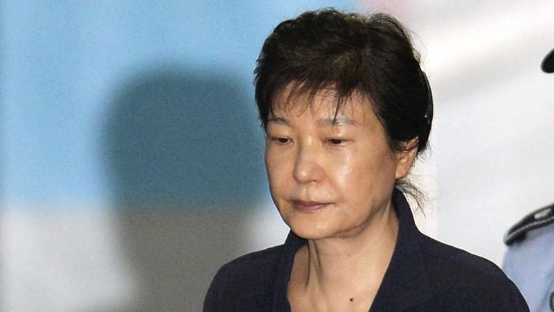 Neuverhandlung wegen Korruption: Südkoreas Ex-Präsidentin zu 20 Jahren Haft verurteilt