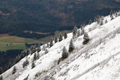Frieren im Sommer: Kälteeinbruch bringt Schnee in Österreich unter 2.000 Metern