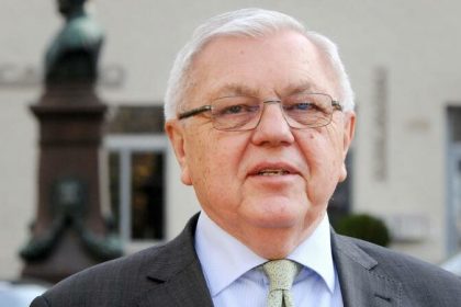 General Kujat: „Nur ein Verhandlungsfrieden kann die Ukraine retten“