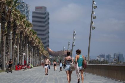 Bundesregierung gibt Reisewarnung für Teile Spaniens heraus: Barcelona betroffen