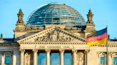 Kritik an Sondervollmacht der Bundesregierung – SPD: „Unsere Verfassung kennt keine Konferenz der Ministerpräsidenten“