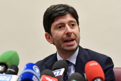 Vor Schulstart: Italienischer Gesundheitsminister fordert junge Menschen zu „Opferbereitschaft“ auf