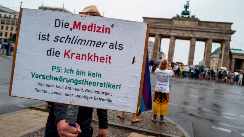 Veranstalter der Corona-Demo am 29. August in Berlin schickt Grußworte an Berliner Bürgermeister