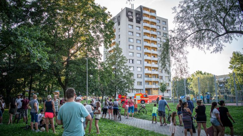 Brandstiftung? Elf Tote bei Hochhausbrand in Tschechien