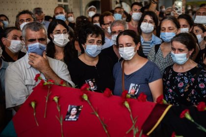 Inhaftierte türkische Anwältin stirbt am 238. Tag ihres Hungerstreiks in Istanbul