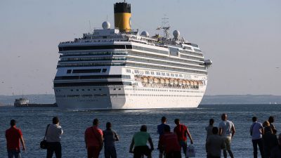 Griechenland öffnet sechs Häfen für Kreuzfahrtschiffe