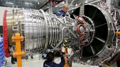 Triebwerksbauer Rolls-Royce will nach Milliardenverlusten sich von Firmentöchtern trennen