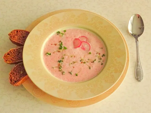 Radieschen-Suppe