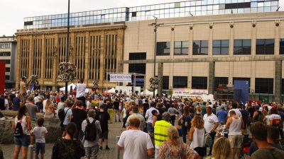 „Querdenken“: Anti-Corona-Politik-Demo in Dortmund – 1.500 Teilnehmer erwartet – fast doppelt so viele gekommen