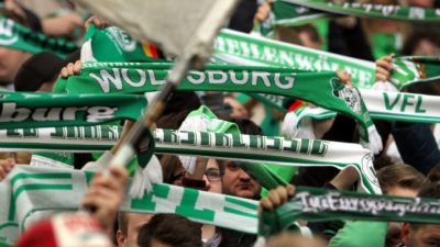 VfL Wolfsburg verpflichtet Innenverteidiger Lacroix