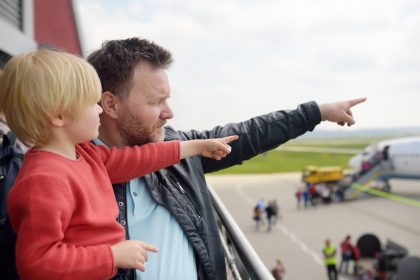 OLG-Urteil: Flugreise ins Ausland bedarf Zustimmung von getrennt lebendem Elternteil