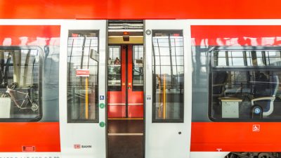 Staatsschutz ermittelt nach Brand von Kabelschacht an Berliner S-Bahn