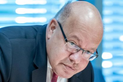 Verstößen gegen Corona-Regeln: Altmaier will härtere Strafen