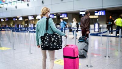 Bundesregierung will Reise-Rückkehrer bei Testpflicht nur stichprobenartig kontrollieren