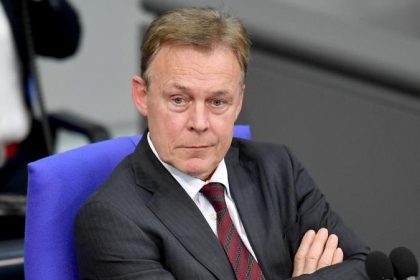 Oppermann: Fußball kann ohne Fans nicht überleben