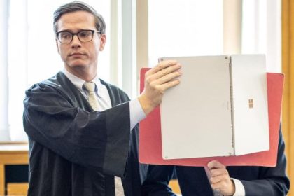 NRW: Bewährungsstrafe nach tödlichem Unfall bei 286 km/h