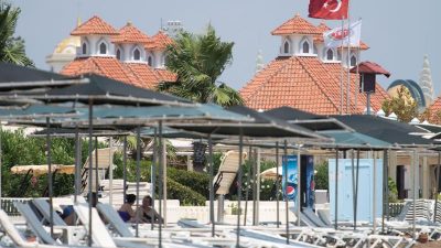 Keine Ausgangssperre für Touristen über 65 in der Türkei