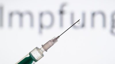 Corona-Impfstoff: AstraZeneca unterbricht Tests nach Erkrankung von Probanden