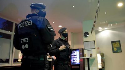 Polizei entdeckt bei Razzia in Niedersachsen mehr als 150 Kilogramm Drogen