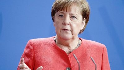 Merkel wirft China „grausame Behandlung“ von Minderheiten vor