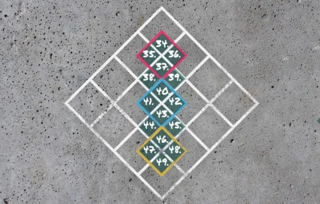 Mann sieht die Quadrate vor lauter Geometrie kaum.