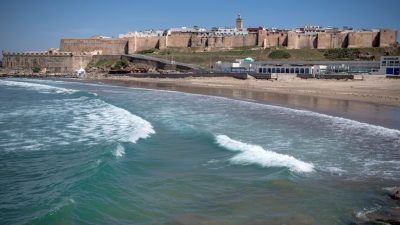 Marokkanische Küstenwache stoppt Migranten mit Jet-Skis und Kajaks