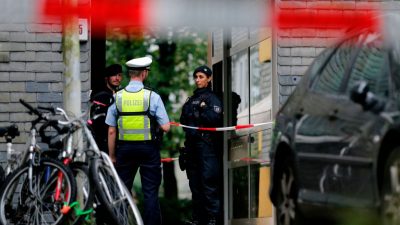 Fünf tote Kinder in Wohnung in Solingen entdeckt – verdächtige Mutter springt vor Zug
