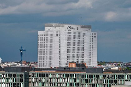 Berliner Forscher finden „hochwirksame“ Antikörper gegen Corona