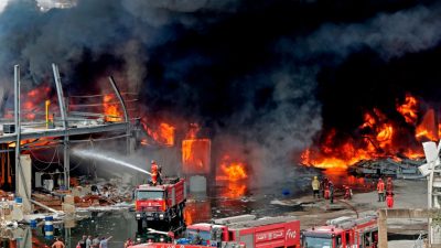 Neuer Großbrand am Hafen von Beirut gelöscht – unzählige Hilfsgüter zerstört