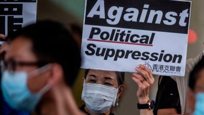 Tiananmen-Mahnwache geplant: Polizei in Hongkong nimmt bekannte Demokratie-Aktivistin in Gewahrsam