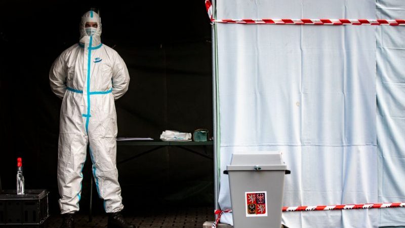 Tschechien und die Slowakei rufen wegen Coronavirus wieder den Notstand aus